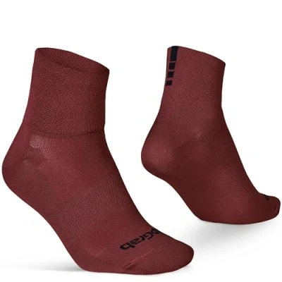 Abbildung von GripGrab Lightweight SL Performance Sommer Radsport Socken 1er und 3er Pack Eyecatching 2 Längen Radsocken Lang Kurz