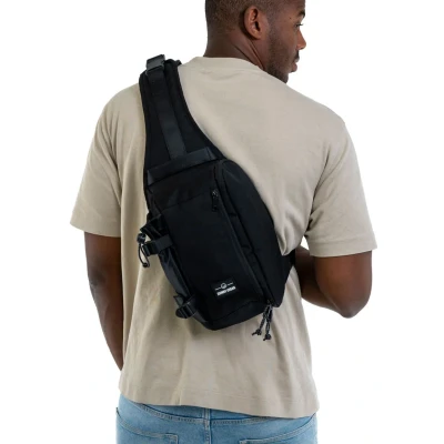Abbildung von Johnny Urban Charlie Sling Umhängetasche, Größe: One Size, Schwarz