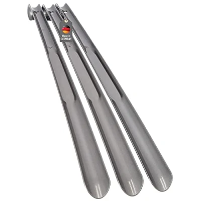 Abbildung von Lantelme 3 Stück Schuhanzieher 65cm Farbe silber mit Farbauswahl Kunststoff Schuhlöffel Xl Lang und stabil Schuhanziehhilfe (Silber)