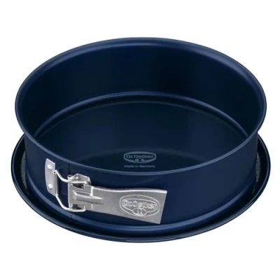 Abbildung von Dr. Oetker Springform Ø 24 cm Back Liebe Emaille Runde Backform mit schnitt &amp; kratzfestem Boden 24er Kuchenbackform extra hohem Rand in Dunkelblau