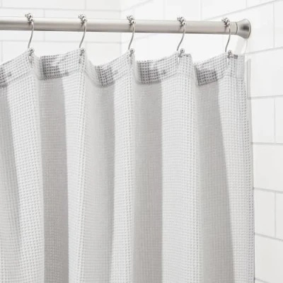 Abbildung von Amazon Basics Teleskop Duschvorhangstange zum Einklemmen, 198 bis 274 cm, Nickelfarben