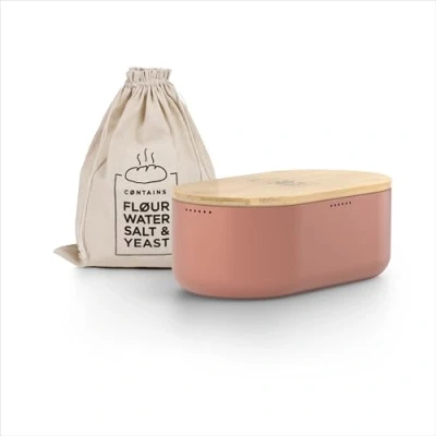 Abbildung von LARS NYSØM Brotkasten I Brotbox aus Metall mit Brotsack Leinen für langanhaltende Frische Brotdose hochwertigem Bambusdeckel verwendbar als Schneidebrett 36x19x13cm (Brick Red)