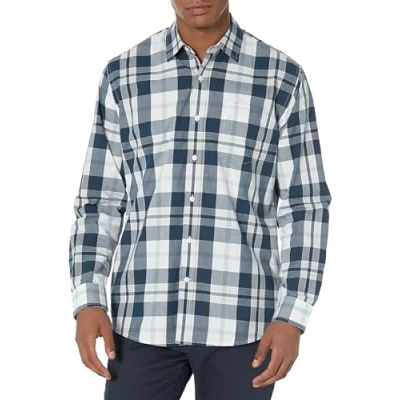 Abbildung von Amazon Essentials Herren Lässiges langärmeliges Popeline Hemd normale Passform, Weiß Marineblau Großes Karo, XXL