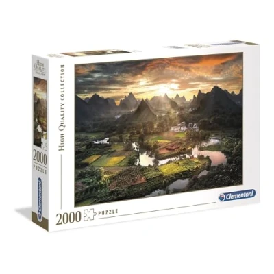 Abbildung von Clementoni 32564 Tal in China Puzzle, buntes Erwachsenenpuzzle mit kräftigen Farben, Geschicklichkeitsspiel für die ganze Familie, 2000 Teile, Ab 9 Jahren