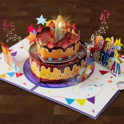 Abbildung von papercrush® Pop Up Geburtstagskarte mit Musik Musikalische 3D Geschenkkarte Geburtstagstorte und Happy Birthday Song für Frauen, Männer Kinder (Mädchen &amp; Jungen), Verpackung Geldgeschenk