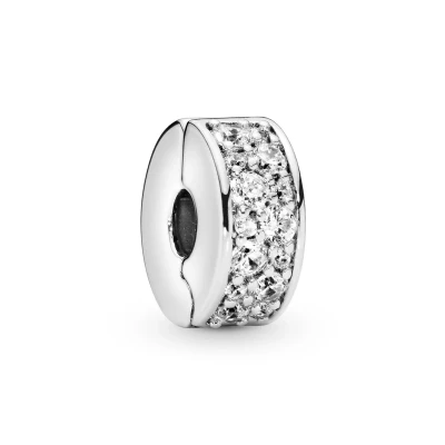 Abbildung von Pandora PAVÉ CLIP Charm, Damen, Größe: One Size, Clear