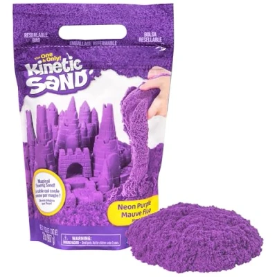 Abbildung von Kinetic Sand 907 g magischer lila im wiederverschließbaren Beutel für kreatives Indoor Sandspiel, Hergestellt in Schweden, Kinder ab 3 Jahren