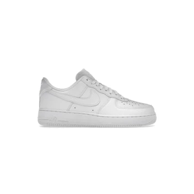 Abbildung von Nike Herren Air Force 1 &#039;07 Fresh Sneaker, Weiß, 44 EU