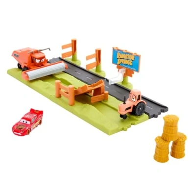 Abbildung von Polly Pocket Barbie Traumvilla Schatulle, Puppenhaus Spielset mit 3 Mikropuppen, 1 Hündchen, 11 Zubehörteilen, Aufzug &amp; Pool, HWP11