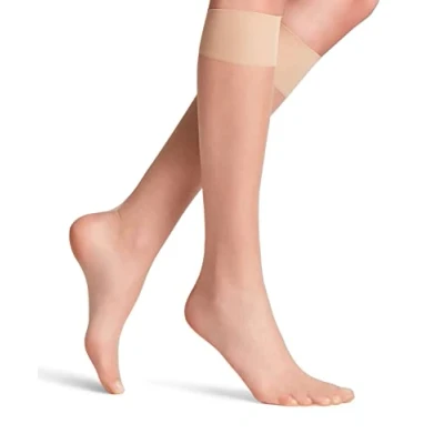 Abbildung von Falke Shelina 12 Denier Ultratransparent Shiny Kniestrümpfe, Damen, Größe: 35 38, Powder