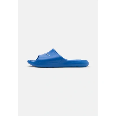 Abbildung von Nike Sportswear Victori ONE Shower Slide Badesandale, Herren, Größe: 45, Game royal/white Kunststoff