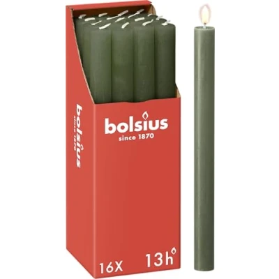Abbildung von Bolsius Rustik Stabkerzen Olivgrün 16 Stück 27 x 2.3 cm Länge Brenndauer 13 Stunden Unparfümierte Enthält Natürliches Pflanzenwachs Ohne Palmöl Advent