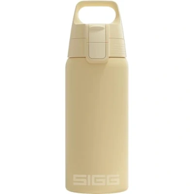 Abbildung von SIGG Isolierte Trinkflasche Thermosflasche Shield Therm One Opti Yellow kohlensäurehaltige Getränke Auslaufsicher Spülmaschinenfest BPA frei 90% recycelter Edelstahl Hellgelb 0,5L