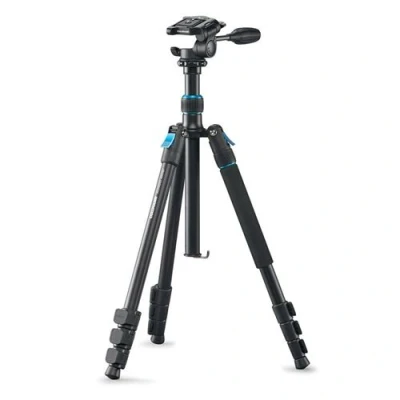 Abbildung von Cullmann Rondo 460M RW20 Allround Dreibeinstativ mit 3 Wege Kopf, Tragkraft 4kg, Packmaß 43,5 cm, Auszugshöhe 157,5cm, Schwarz