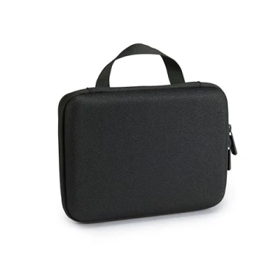 Abbildung von Amazon Basics Mittelgroße GoPro und Actionkameras Schutzhülle mit Internem Schaumstoff, Tragbar &amp; Leicht, 22.9 x 17.8 6.4 cm, Einfarbig, Schwarz