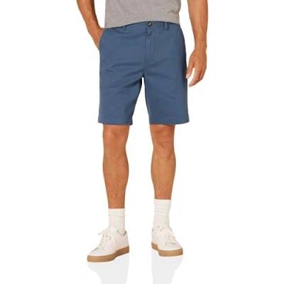 Abbildung von Amazon Essentials Herren Chinoshorts, 23 cm, Schlanker Schnitt, Blau, 33W