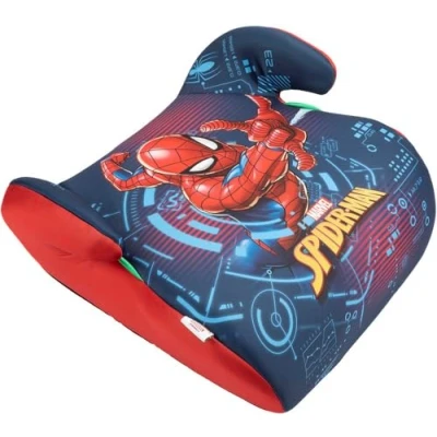 Abbildung von Marvel Spiderman KindSitzerhöhung i Size ECE R129. Autokindersitz für die Sicherheit von Kindern mit Körpergröße 125 150 cm. Sitzerhöhung Grafiken Spider Man, auf blauem Hintergrund.