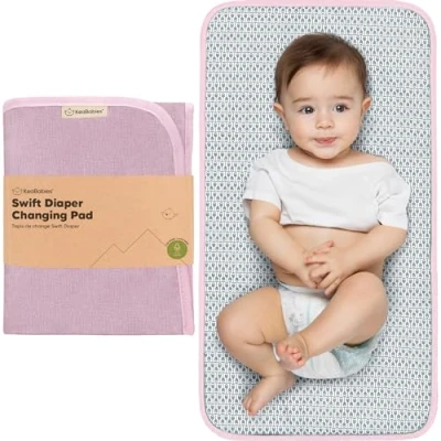 Abbildung von Tragbares Wickelunterlage für Unterwegs Waschbar Faltbar Baby Wickelauflage Wasserdicht Kleines, Leicht Wickelunterlagen (Sweet Pink)