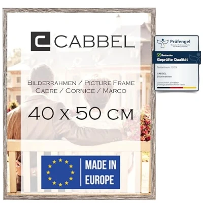 Abbildung von CABBEL Bilderrahmen 40x50 cm, Eiche Dunkel, stabiles MDF Holz Rahmen, bruchsicherem Plexi Glas, zum Aufhängen, ideal für Fotos/Bilder/Collage