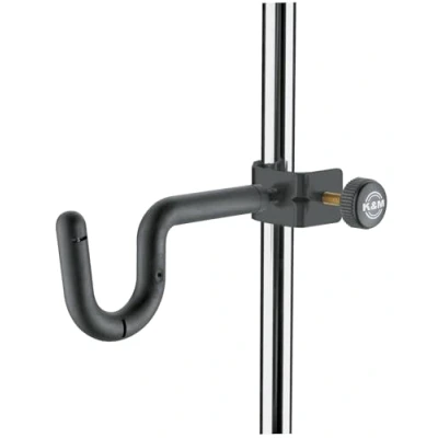 Abbildung von K&amp;M 157 Trompetenhalter Schwarz Stahl für Notenpulte und Stative mit Rohrdurchmesser bis 3 cm müheloses Einhängen