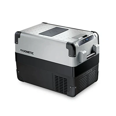 Abbildung von DOMETIC CFX 40 Kompressor Kühlbox, 38 Liter, 12/24 V und 230 für Auto, LKW, Boot, Wohnmobil Steckdose, mit USB Anschluss