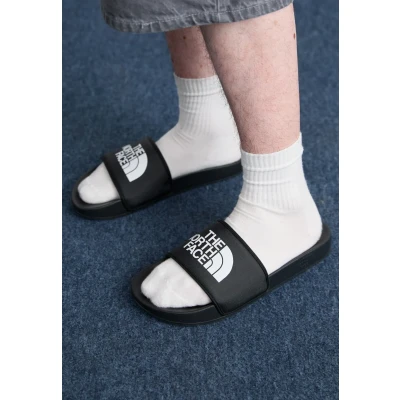 Abbildung von The North Face BASE CAMP Slide III Pantolette flach, Herren, Größe: 44.5, Black/white Textil