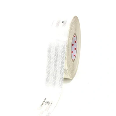 Abbildung von 3M Diamond Grade 983 Scotchlite Konturmarkierung 50mm Reflexfolie Reflexband Finest Folia (Weiß 10, 15 Meter)