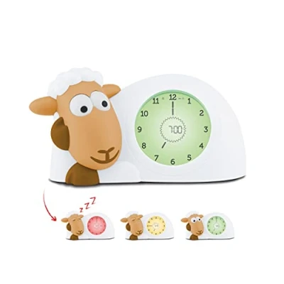Abbildung von ZAZU Sam The Lamb Uhr Schlafcoach und Nachtlicht für Kinder Bringt Ihrem Kind mit visuellen Indikatoren bei, wann es aufwachen soll Einstellbare Helligkeit Automatische Abschaltung (Camel)