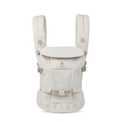 Abbildung von Ergobaby Adapt Babytrage für Neugeborene ab Geburt, 3 Positionen SoftFlex Mesh Ergonomische Babybauchtrage Rückentrage Baby Tragetasche, Natural Beige, 1 Einheit