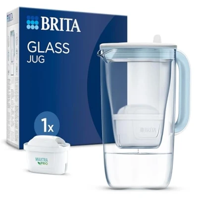 Abbildung von BRITA Wasserfilterkaraffe aus blauem Glas (2,5 l) inkl. 1 Filterkartusche für Wasserhahn Maxtra Pro All in 1, reduziert PFAS*, Kalk, Chlor, bestimmte Verunreinigungen und Metalle zur Anzeige von Zeit