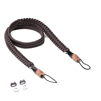 Abbildung von C Rope Kameragurt THE TRAVELER handgeflochten aus Paracord, Schultergurt mit Schnellverschluss, 100cm, Braun