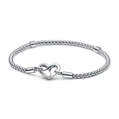 Abbildung von PANDORA Armband mit Infinity Herzverschluss aus Sterlingsilber in der Farbe Silber, Kompatibel Moments Armbänder, Länge: 20cm, 592453C00 20