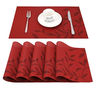 Abbildung von CHAOCHI Platzset Abwischbar Tischset Abwaschbar 6er Set PVC Abgrifffeste Hitzebeständig Rutschfest Platzdeckchen für Küche,Zuhause,Restaurant,Speisetisch,45cmx30cm(Rot)