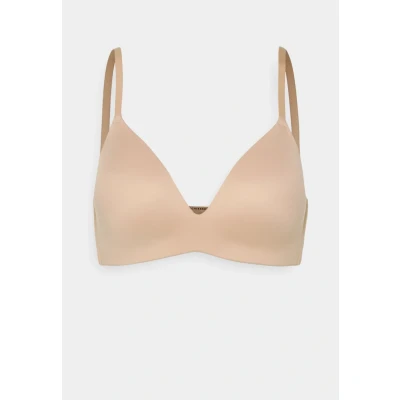 Abbildung von Schiesser Gepadded Invisible SOFT Triangel BH, Damen, Größe: 70B, Nude