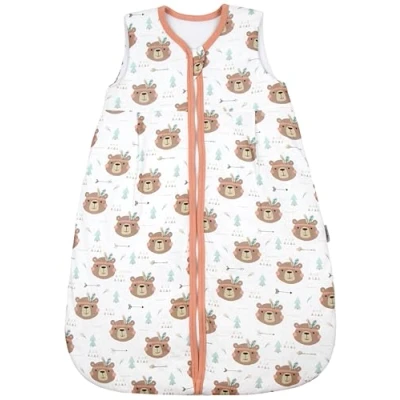 Abbildung von TupTam Schlafsack Baby 2.5 TOG Atmungsaktiver Ganzjahresschlafsack für Kinder, OEKO TEX zertifiziert, Farbe: Bärchen mit Federschmuck Braun Petrol Lachs, Größe: 104 110