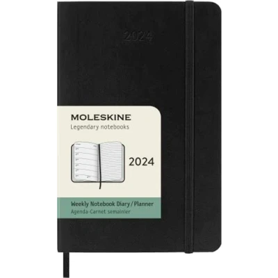 Abbildung von Moleskine Wochenplaner mit Platz für Notizen 12 Monate 2024, Planer Pocket Format 9x14, weicher Einband und elastischer Verschluss, Farbe Schwarz