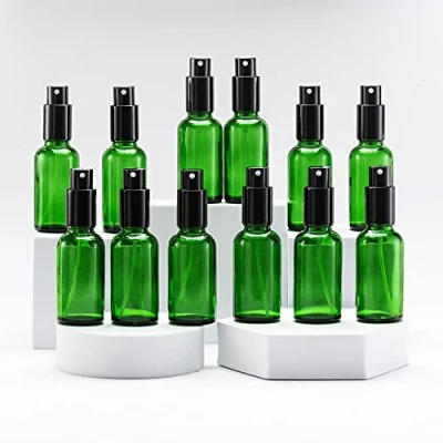 Abbildung von YIZHAO Grün Sprühflasche Glas 30ml, Klein mit [Zerstäuber], für Ätherisches Öle,Kosmetik, Apotheker, Reinigung,Aromatherapie, Massage, Haare 12Pcs