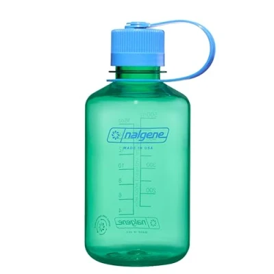 Abbildung von Nalgene Wasserflasche Leichte Sustain Tritan BPA freie, bruchsichere Flasche für Rucksackreisen, Wandern, Fitnessstudio, 473 ml, schmaler Mund, Pastellgrün