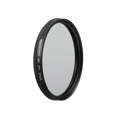 Abbildung von Amazon Basics 67 mm Circular Polarisations Schutzfilter für tiefere Farben, Reduzierung von Blendung und Reflexionen, Mehrfach beschichtet, schützt vor Staub, Schmutz Kratzern
