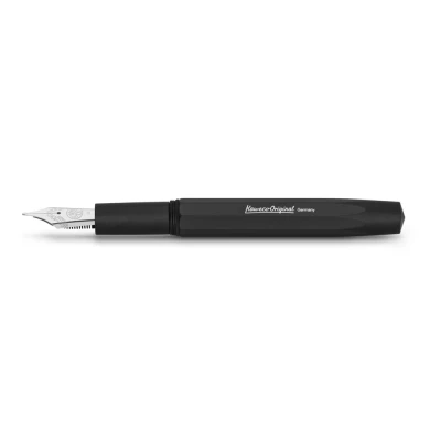 Abbildung von Kaweco ORIGINAL F?llfederhalter 250 Black Chrome I Exklusiver F?llhalter f?r Tintenpatronen inklusive elegantem Blechetui Luxus F?ller mit attraktiven Zierelementen Federbreite: M (Medium)