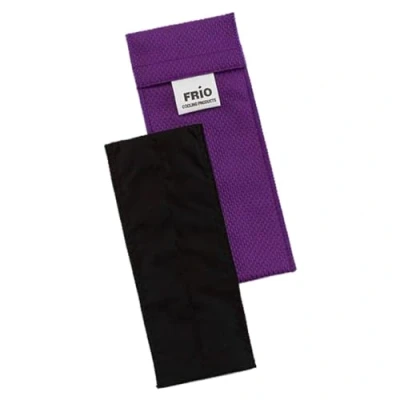 Abbildung von FRIO Einzel Diabetiker Insulin Kühltasche 18 x 6½ cm Lila Für 1 Pen Kühlt mit kaltem Wasser I Keine Kühlakkus oder Stromquellen notwendig Wiederverwendbar