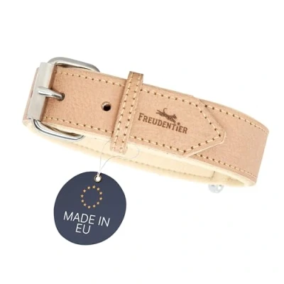Abbildung von FREUDENTIER® Hundehalsband aus Leder, Made in Holland, gefüttert &amp; super komfortabel, hochwertiges breites Lederhalsband Vollnarbenleder, Model “Amstelpark (25.5 33.5cm Halsumfang, Sand)