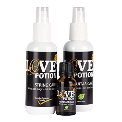 Abbildung von Ortega Guitars Love Potion Pack 3 teiliges Reinigungsset zur Pflege von Saiteninstrumenten (OLP PACK)