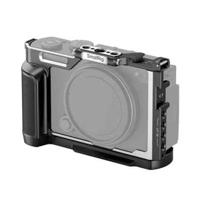 Abbildung von SMALLRIG Cage Käfig für Panasonic LUMIX S9, Vollkäfig aus Aluminiumlegierung, mit Schnellwechselplatte Arca Swiss und Cold Shoe Halterung Mikrofon Licht, 1/4&quot; 20 Gewindelöchern 4515