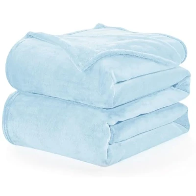 Abbildung von WAVVE Kuscheldecke Flauschig Decke Fleecedecke Sofadecke Klein Wohndecke Couchdecke, Sofa Weich Hellblau, Leicht Sofaüberwurf 130x150 cm