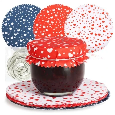 Abbildung von com four® 30x Schmuckdeckchen für Einmachgläser Marmeladen Deckchen mit Gummis Deko Gläserdeckchen zum Dekorieren von Marmeladengläsern (30 Stück blau/rot/weiß)
