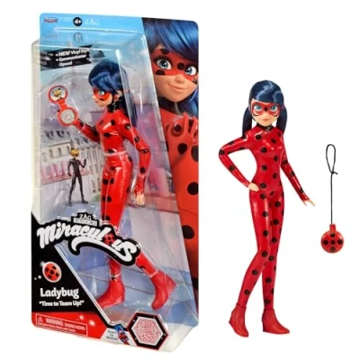 Abbildung von BANDAI Miraculous Ladybug Ankleidepuppe 26 cm mit ihrem Yoyo im Telefonmodus Neues Kostüm Vinyl Effekt P50028