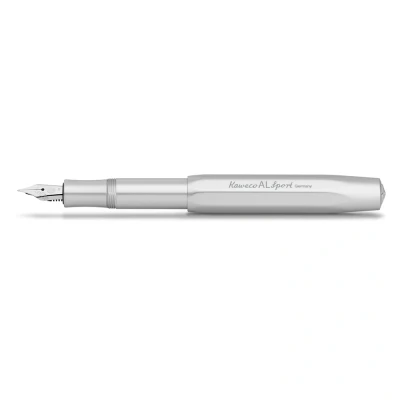 Abbildung von Kaweco AL SPORT Füllhalter Silver I Premium Aluminium Füllfederhalter für Tintenpatronen mit hochwertiger Stahlfeder 13 cm Füller in Silber Federbreite: M (Medium)