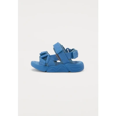 Abbildung von Bisgaard Jungen Unisex Louis Sandal, Cobalt, 24 EU