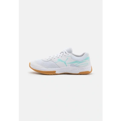 Abbildung von Puma Varion II Volleyballschuh, Damen, Größe: 40.5, Electric peppermint/white/gum Schuhe